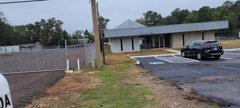 More Photos Of 2820 E Marshall Ave, Longview Land For Lease