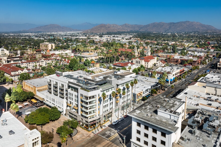 More Photos Of 3750 Main St, Riverside Apartments For Lease