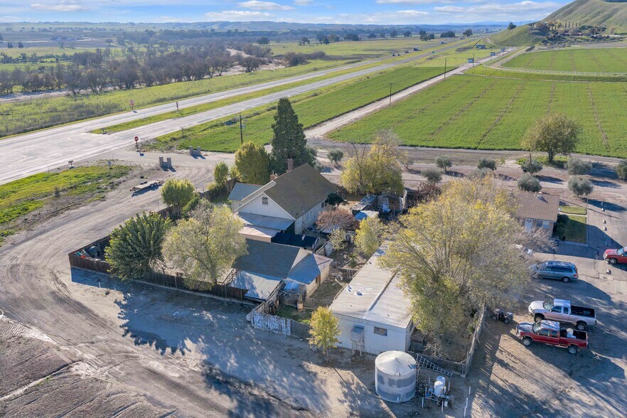 More Photos Of 1990 46, Shandon Land For Sale