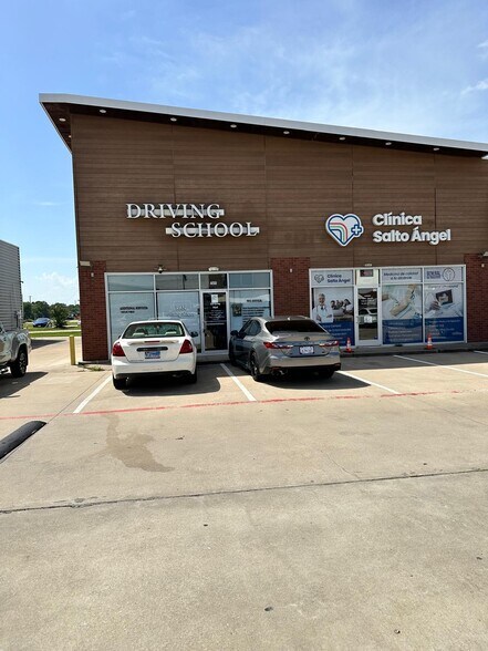 More Photos Of 25600 Westheimer Pky, Katy Daycare Center For Sale