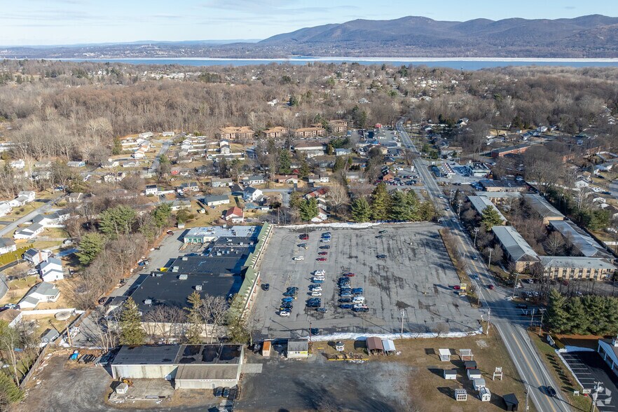 More Photos Of 426-436 Blooming Grove Tpke, New Windsor Township Unknown For Lease
