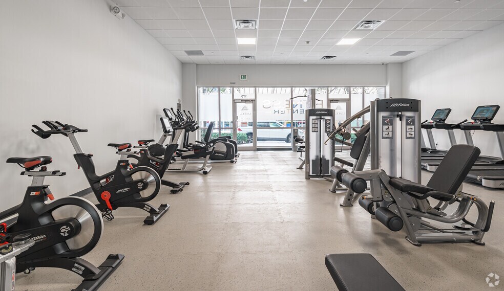 More Photos Of 401 E las olas Blvd, Fort Lauderdale Office For Lease