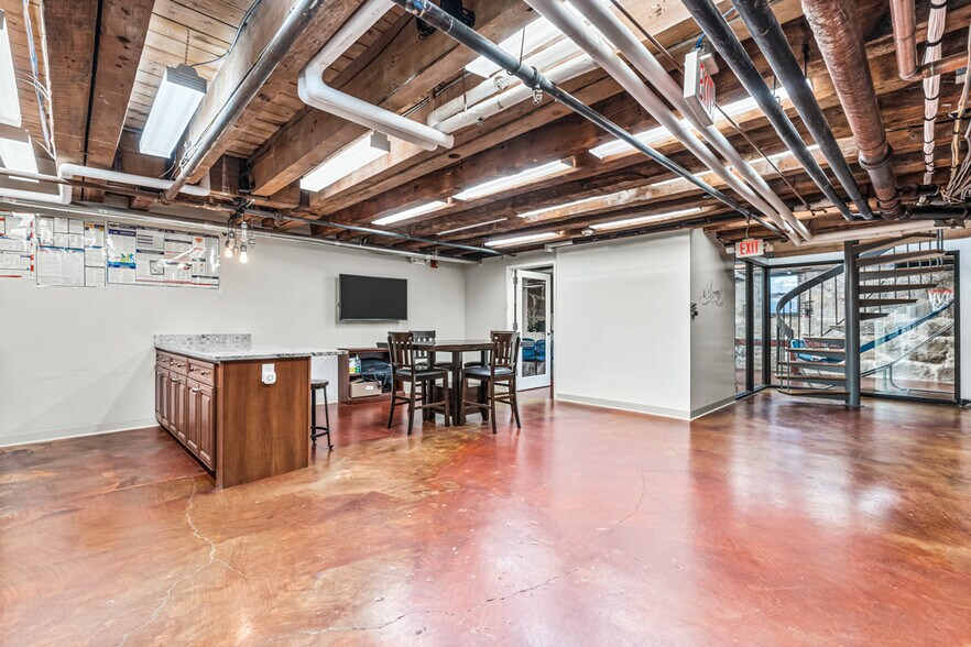 More Photos Of 28 Atlantic Ave, Boston Apartments For Lease