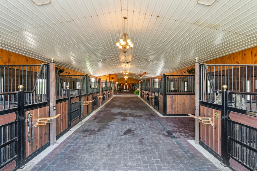 More Photos Of 15158 Berlin Tpke, Purcellville Lodge Meeting Hall For Sale