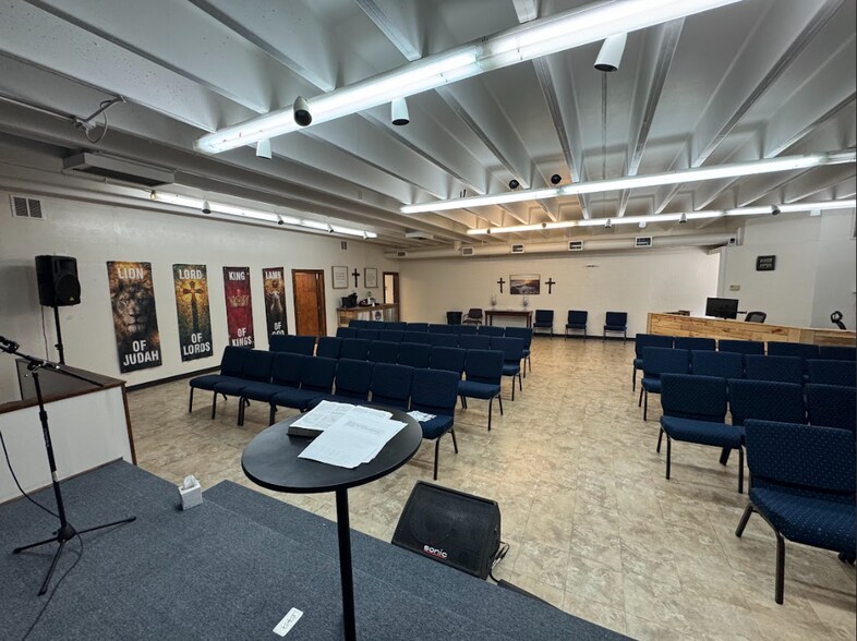 More Photos Of 5109-5115 Cosner Dr, Corpus Christi Office For Lease