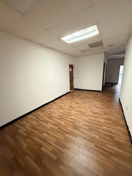 More Photos Of 7635 Serapis Ave, Pico Rivera Warehouse For Lease