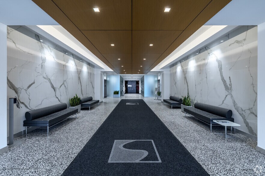 More Photos Of 3333 New Hyde Park Rd, New Hyde Park Unknown For Lease