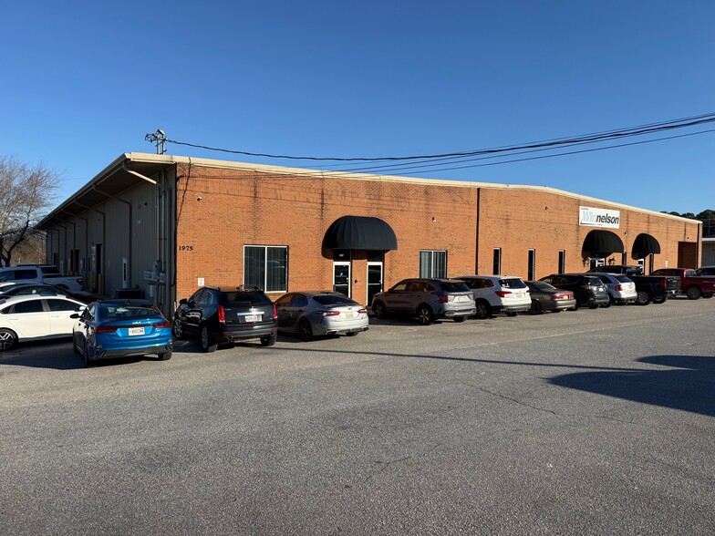 More Photos Of 1975 Mall Blvd, Auburn Warehouse For Lease