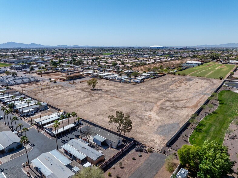 More Photos Of 7118 80th Ave, Glendale Land For Sale