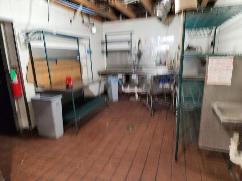 More Photos Of 11122 E 21st St, Tulsa Restaurant For Sale