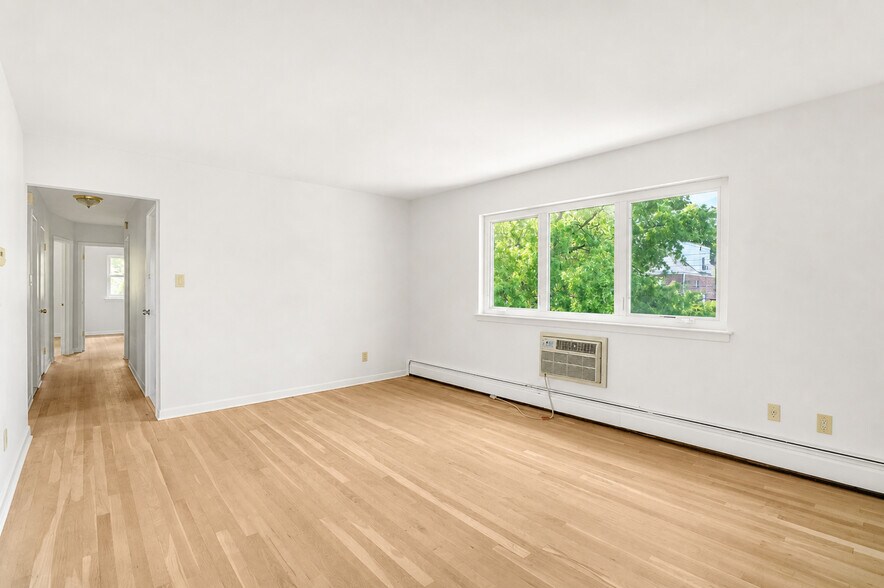 More Photos Of 5834 Fieldston Rd, Bronx Apartments For Sale