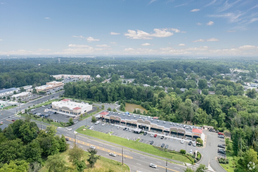 More Photos Of 3000-3046 Route 27, Franklin Park Unknown For Lease