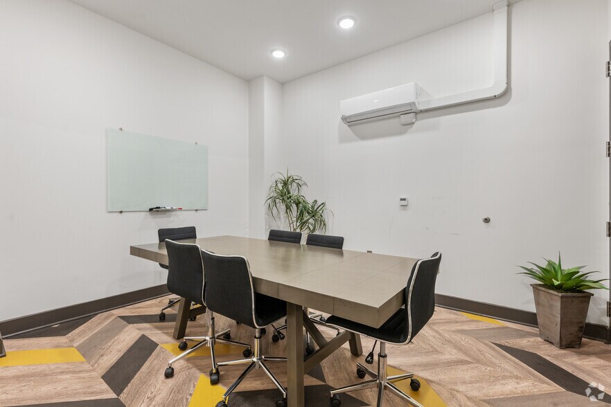 More Photos Of 707 Richard Arrington Jr Blvd S, Birmingham Multifamily For Sale