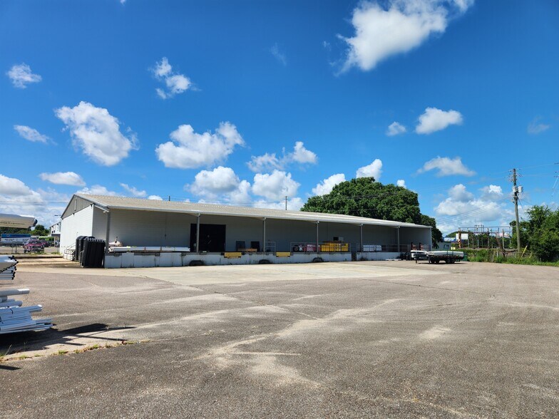 More Photos Of 5365 Willis Rd, Theodore Service For Sale