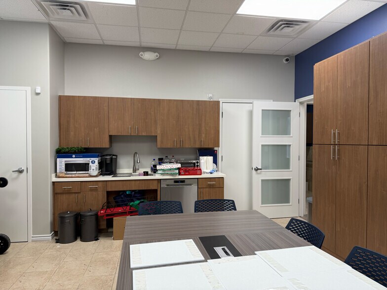 More Photos Of 8501 Wade Blvd, Frisco Office For Lease