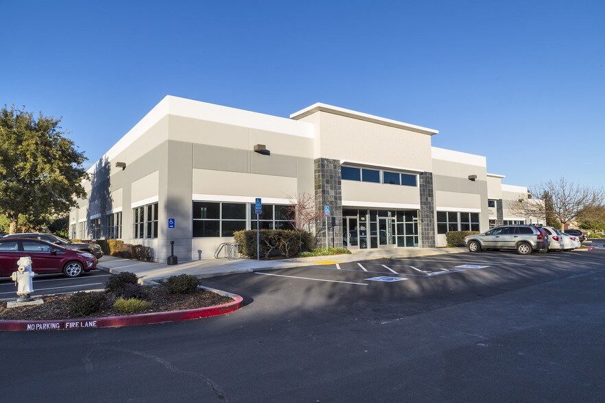 More Photos Of 2208 Kausen Dr, Elk Grove Unknown For Lease