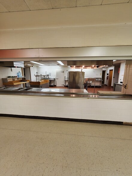 More Photos Of 105 S Clinton Ave, Clintonville Specialty For Sale