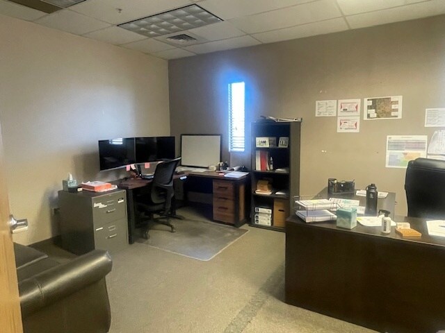 More Photos Of 3700 E 68th Ave, Commerce City Warehouse For Sale