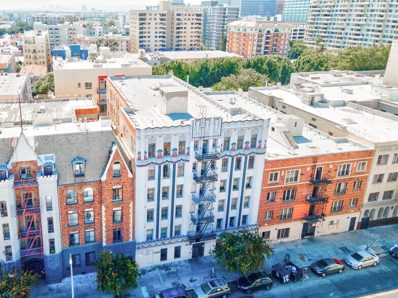 More Photos Of 745 S Normandie Ave, Los Angeles Apartments For Sale