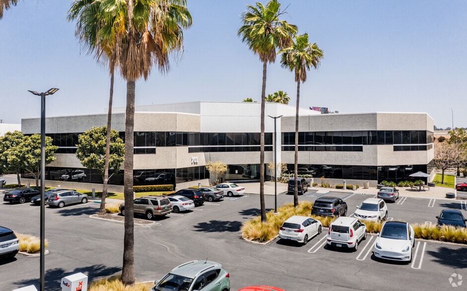 Primary Photo Of 701 Kimberly Ave, Placentia Unknown For Lease