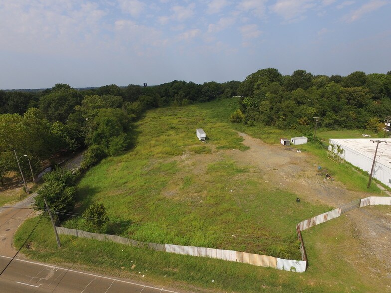 Primary Photo Of 2565 Elvis Presley Blvd, Memphis Land For Sale