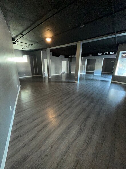 More Photos Of 1140 Mercer Ave, Akron General Retail For Sale