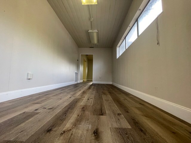 More Photos Of 1707 South St, Leesburg Daycare Center For Sale