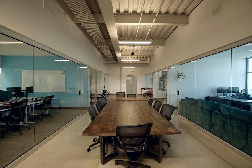 More Photos Of 450 N 1500 W, Orem Office For Lease