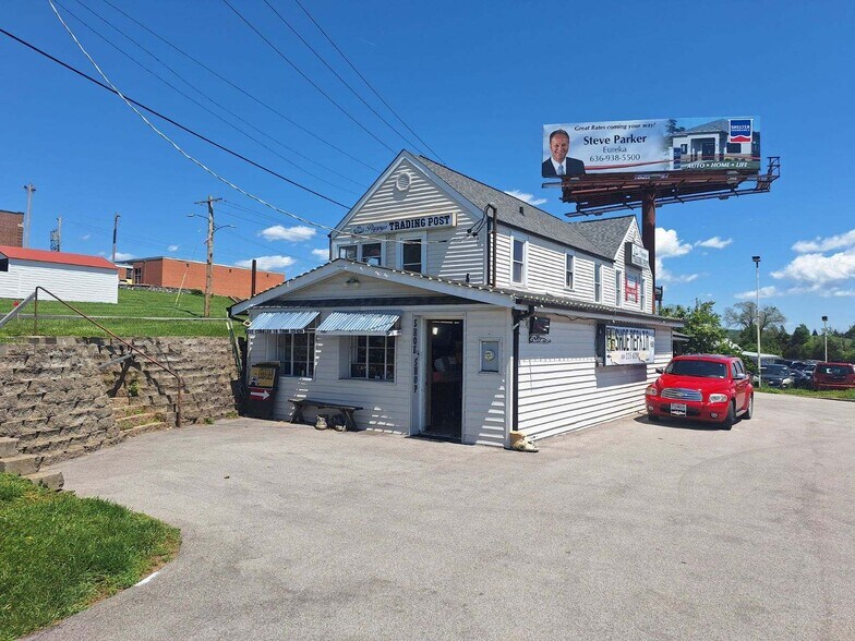 More Photos Of 600 Stockell Dr, Eureka Storefront Retail Office For Sale