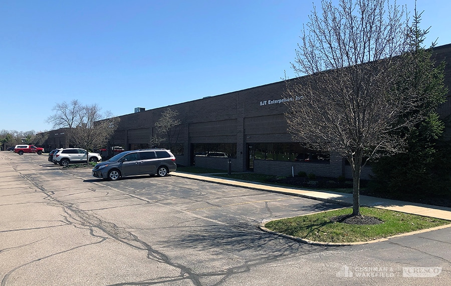 More Photos Of 28045 Ranney Pkwy, Westlake Warehouse For Lease