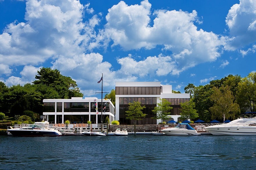 Primary Photo Of 660 Steamboat Rd, Greenwich Office For Lease