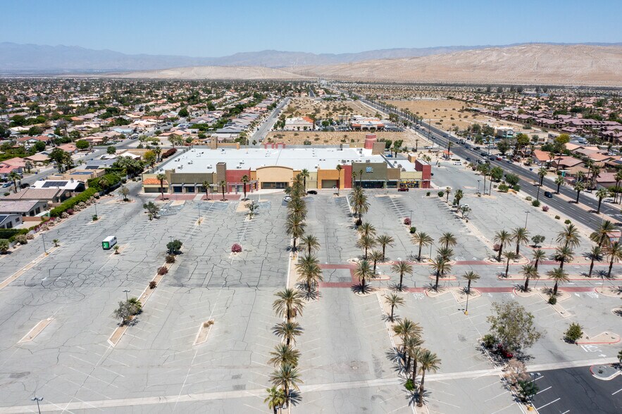 Primary Photo Of 31033 Date Palm Dr, Cathedral City Storefront For Sale