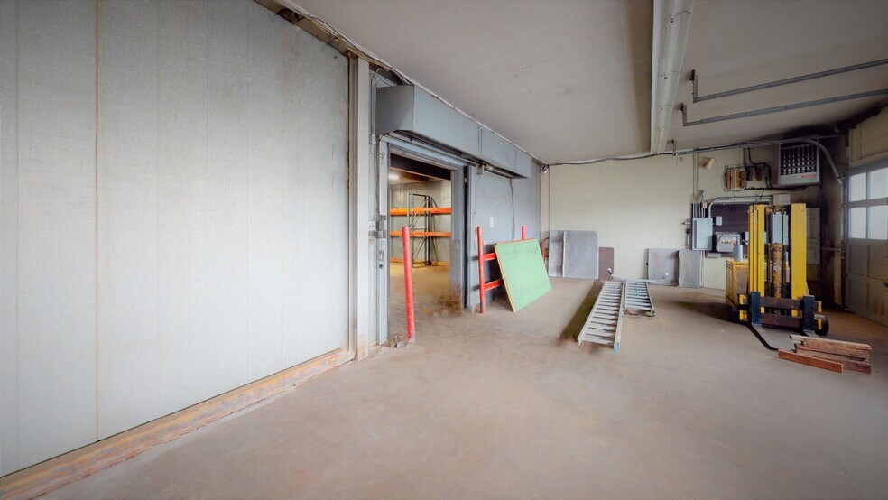 More Photos Of 1510 John Fitch Blvd, South Windsor Refrigeration Cold Storage For Lease