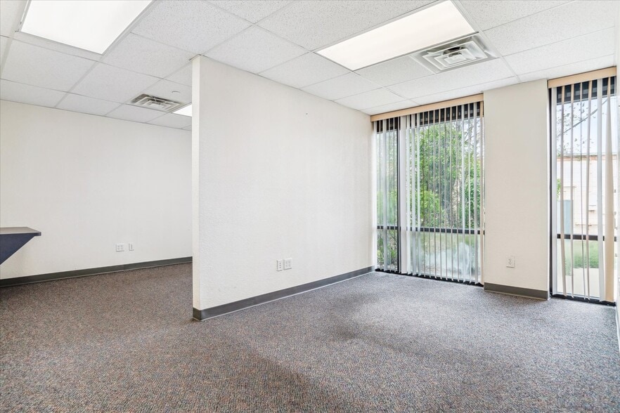 More Photos Of 5105 S Santa Fe Dr, Littleton Medical For Sale