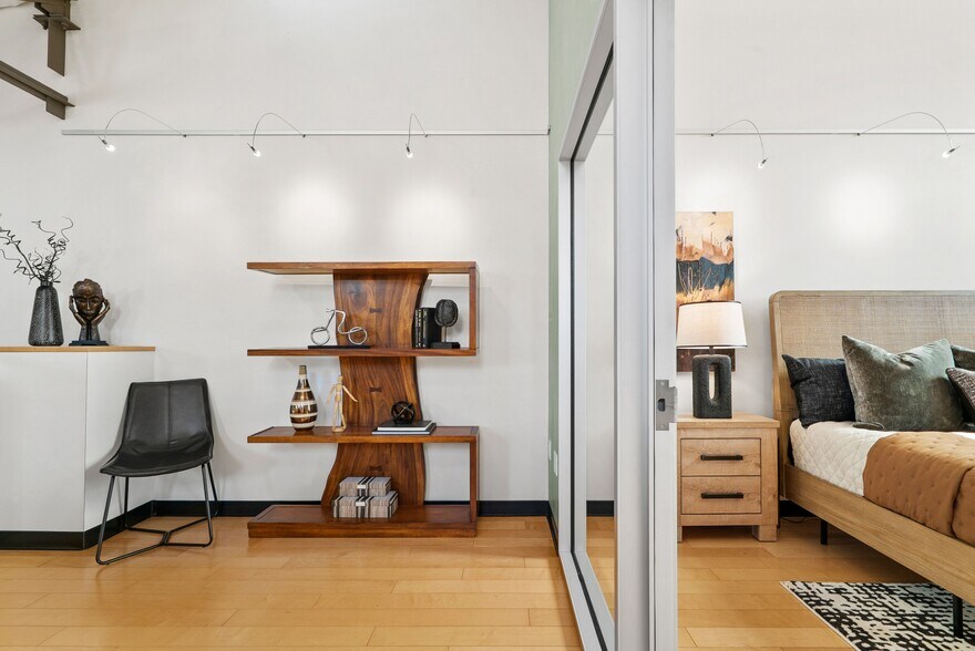 More Photos Of 108 High Rd, Santa Cruz Flex For Sale