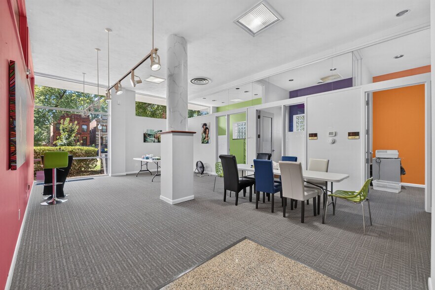 More Photos Of 4331 Lindell Blvd, Saint Louis Loft Creative Space For Sale