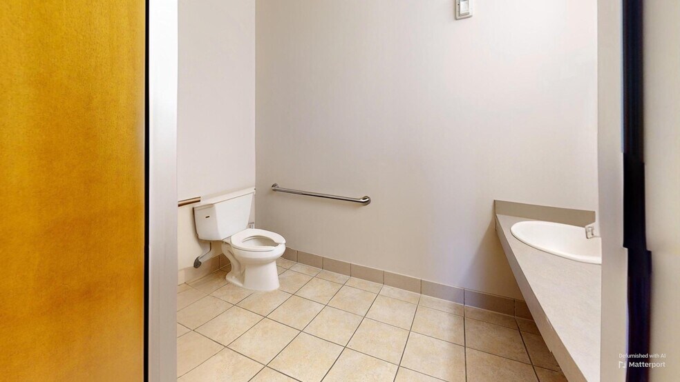 More Photos Of 105 Foss Creek Cir, Healdsburg Medical For Lease