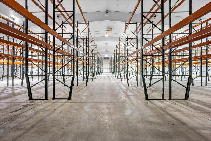 More Photos Of 26609 Newbanks Rd, Abingdon Refrigeration Cold Storage For Sale