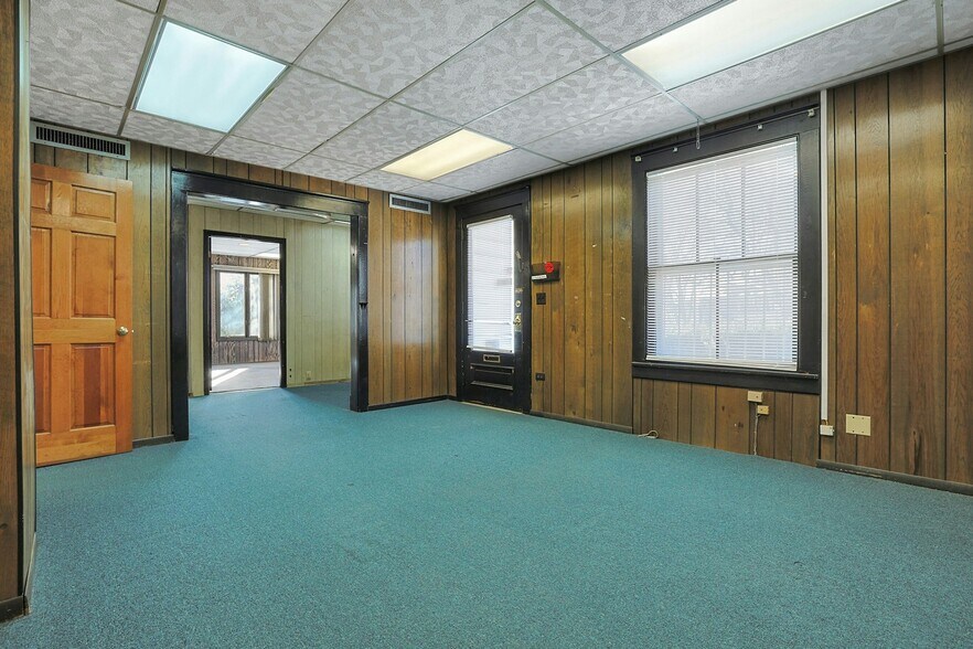 More Photos Of 162 Orange Ave, Suffern Office Residential For Sale