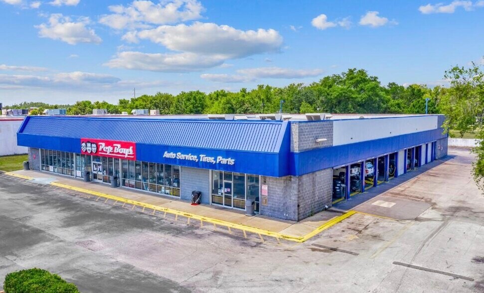 More Photos Of 7750 S Orange Blossom Trl, Orlando Storefront For Sale