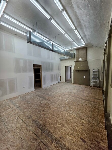 More Photos Of 972 Patterson Rd, Dayton Freestanding For Sale