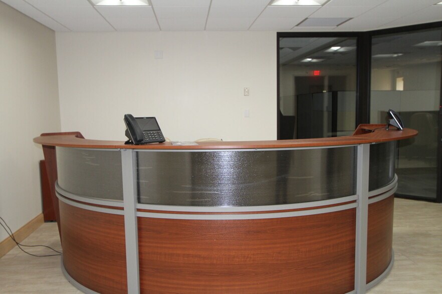 More Photos Of 2441 Production Dr, Indianapolis Loft Creative Space For Lease