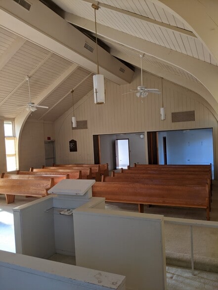 More Photos Of 955 Meadowbrook Rd, Asheboro Religious Facility For Lease
