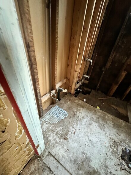 More Photos Of 791 Baldwin St, Waterbury Apartments For Sale