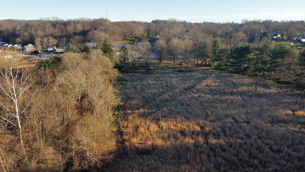 More Photos Of 60th, Vienna Land For Sale