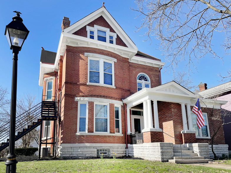 Primary Photo Of 741 Dayton St, Hamilton Apartments For Sale