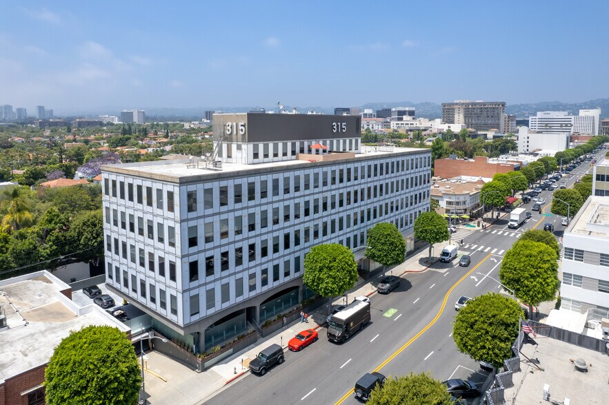 More Photos Of 315 S Beverly Dr, Beverly Hills Office For Lease