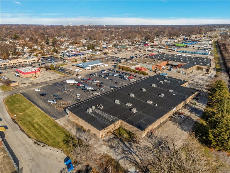 More Photos Of 1650 Wabash Ave, Springfield Unknown For Lease