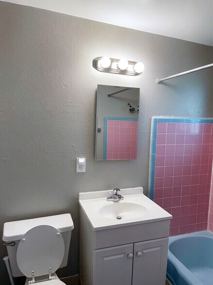 More Photos Of 900 Willow St, Reno Apartments For Sale