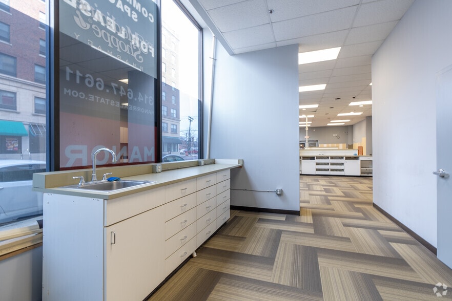 More Photos Of 625 N Euclid Ave, Saint Louis Apartments For Lease